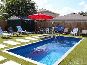 12 Beds I Pool I Golf Green I Grill I Large Groups